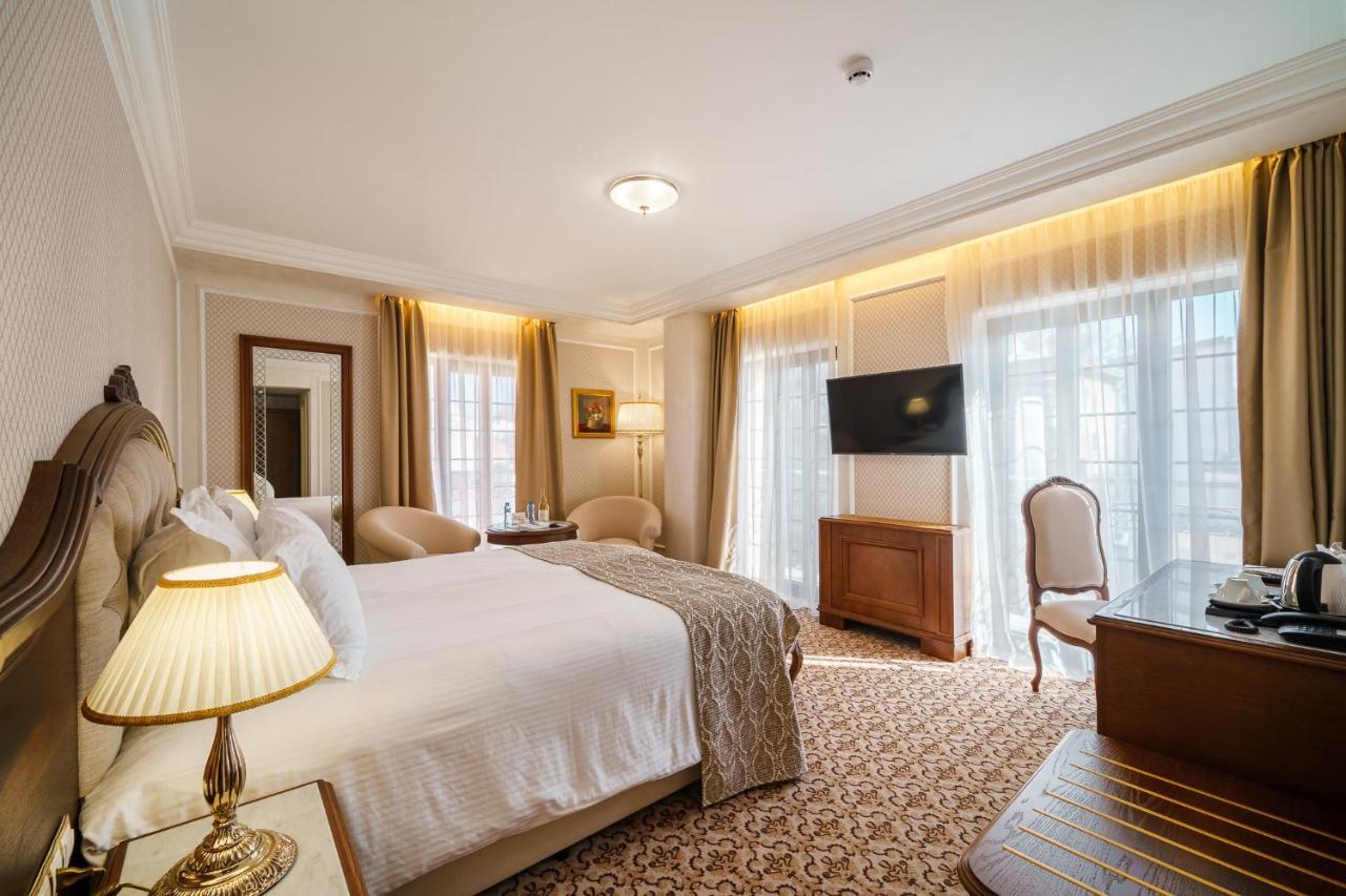 Residence City Garden - Certificate Of Excellence Top 10 Best Five-Stars City Hotels For 2024 Awarded By Htif بلوفديف المظهر الخارجي الصورة