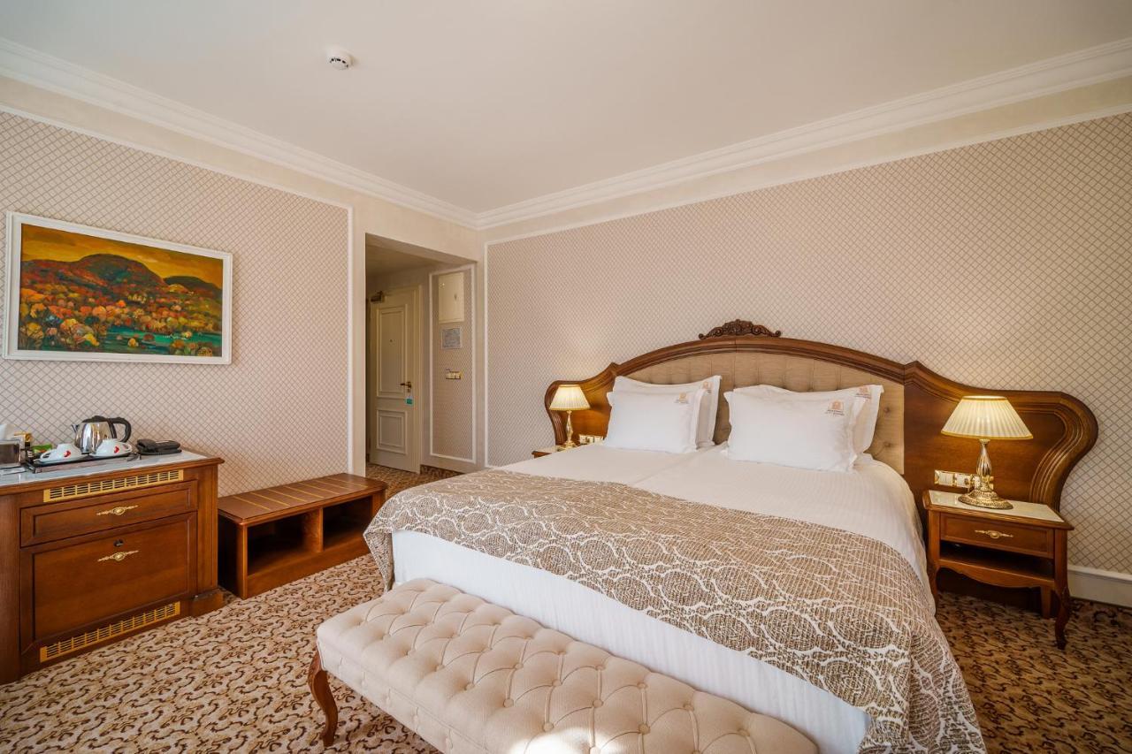 Residence City Garden - Certificate Of Excellence Top 10 Best Five-Stars City Hotels For 2024 Awarded By Htif بلوفديف المظهر الخارجي الصورة