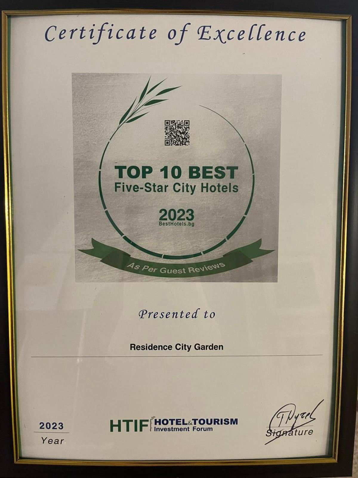Residence City Garden - Certificate Of Excellence Top 10 Best Five-Stars City Hotels For 2024 Awarded By Htif بلوفديف المظهر الخارجي الصورة
