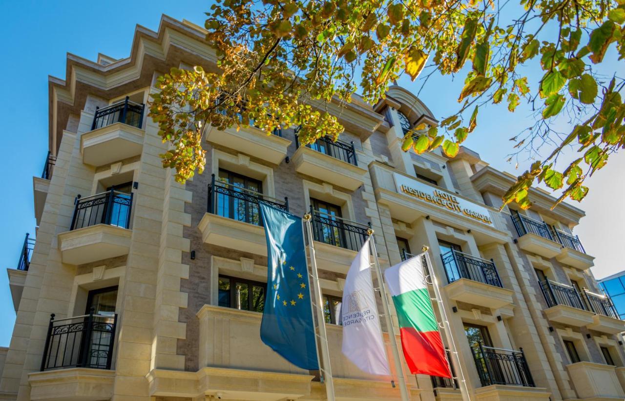 Residence City Garden - Certificate Of Excellence Top 10 Best Five-Stars City Hotels For 2024 Awarded By Htif بلوفديف المظهر الخارجي الصورة