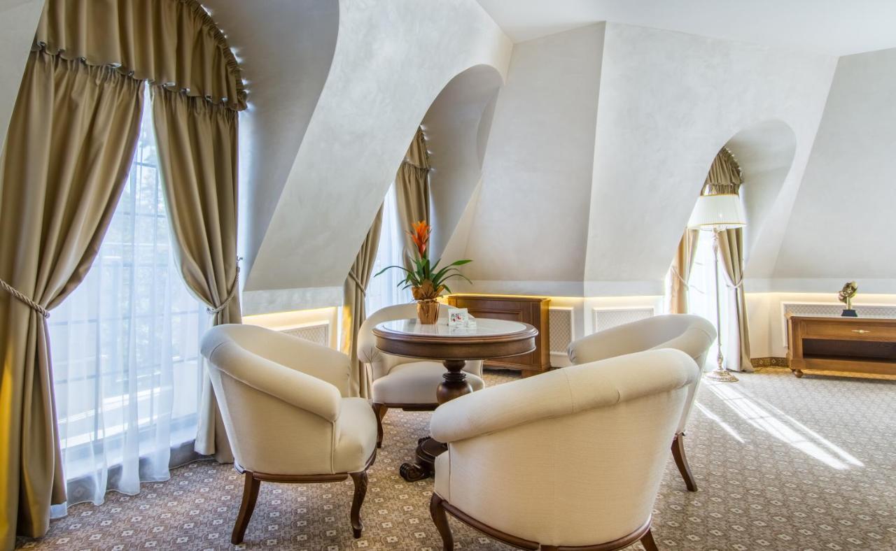 Residence City Garden - Certificate Of Excellence Top 10 Best Five-Stars City Hotels For 2024 Awarded By Htif بلوفديف المظهر الخارجي الصورة