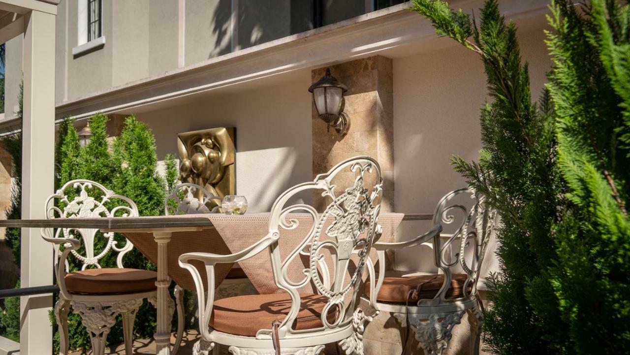 Residence City Garden - Certificate Of Excellence Top 10 Best Five-Stars City Hotels For 2024 Awarded By Htif بلوفديف المظهر الخارجي الصورة